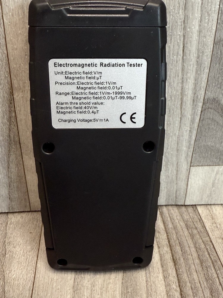 ERICKHILL EMF Meter LCD Digital Electromagnetic Field Radiation Smart Detector