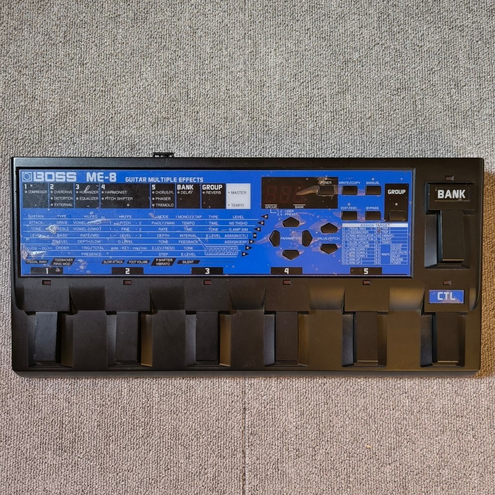 BOSS ME-8 Guitar Multiple Effects Distortion Chorus Effects Unit w/ AC Adapter