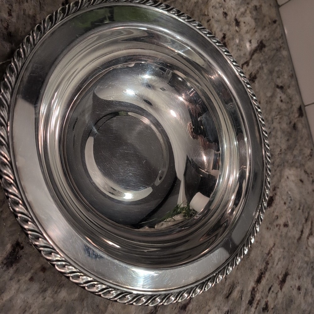 Vintage Oneida silver-plated Serving dish 1940s