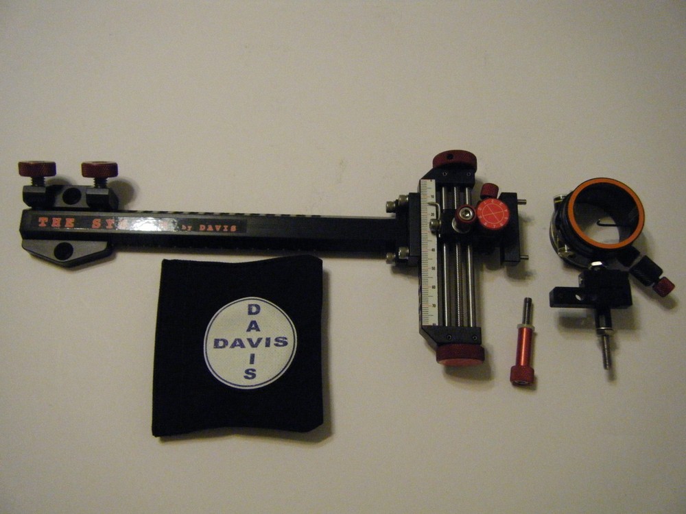 4" DAVIS TARGET SIGHT- Double knob-8.5 -black/red knobs-scope .019 green.,