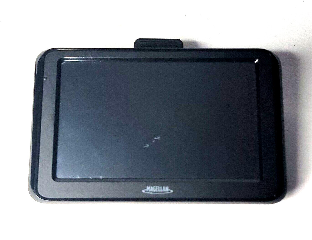 Magellan GPS Navigation N538-5000 with Carry Bag