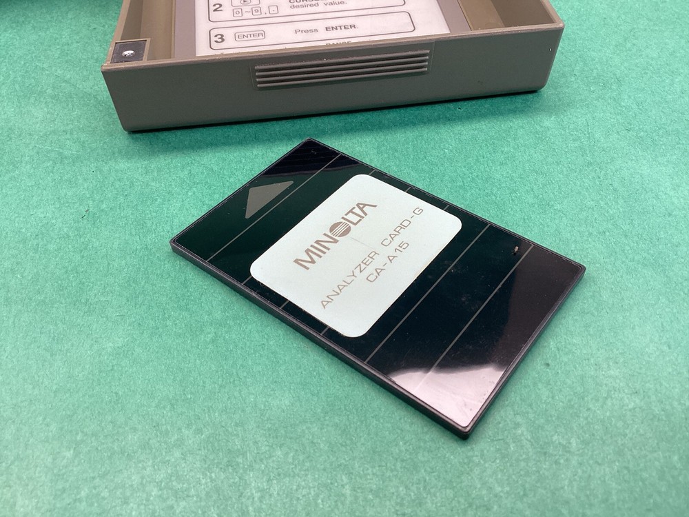 Minolta CA-100 CA100 CRT Color Analyzer with probe - POWERS ON - UNTESTED