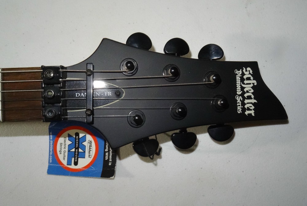 SIGNED PAPA ROACH AUTOGRAPHED SCHECTER GUITAR CERTIFIED AUTHENTIC JSA # XX02897