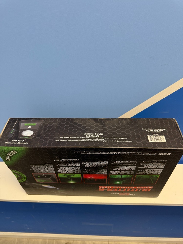 Elusive Wildlife Kill Light Outfitter Motion Activated Feeder Light with Remote