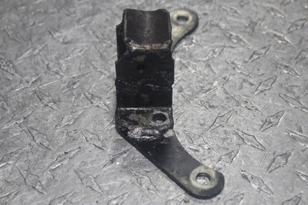1989 HARLEY-DAVIDSON ELECTRA GLIDE OEM EXHAUST MUFFLER PIPE MOUNT BRACKET