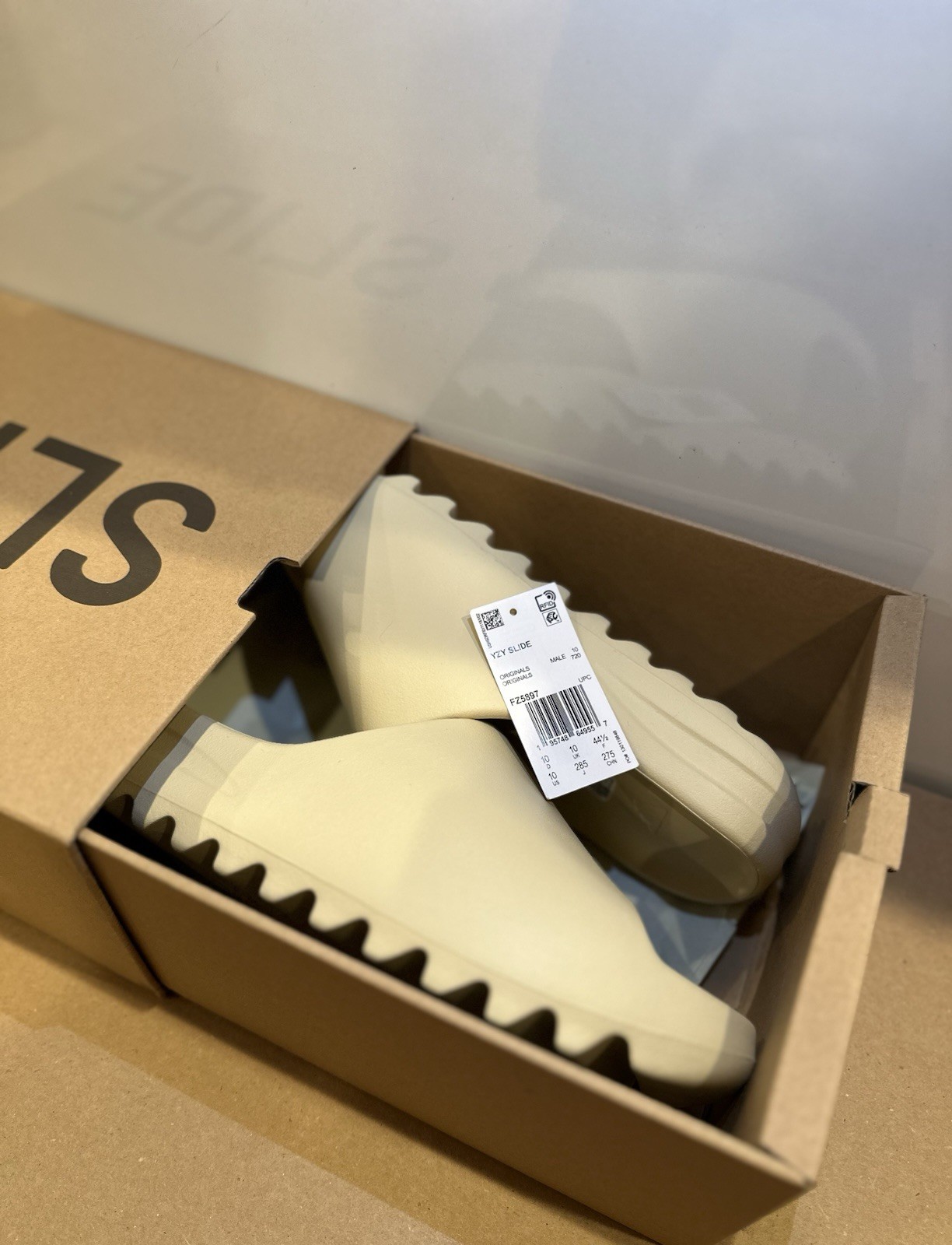 Adidas Yeezy Slide Bone SIZES 7-13 | 100% AUTHENTIC | FAST SHIP | FZ5897