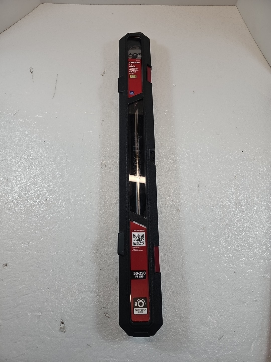 Husky 1/2" Drive Torque Wrench, 50-250 ft/lbs