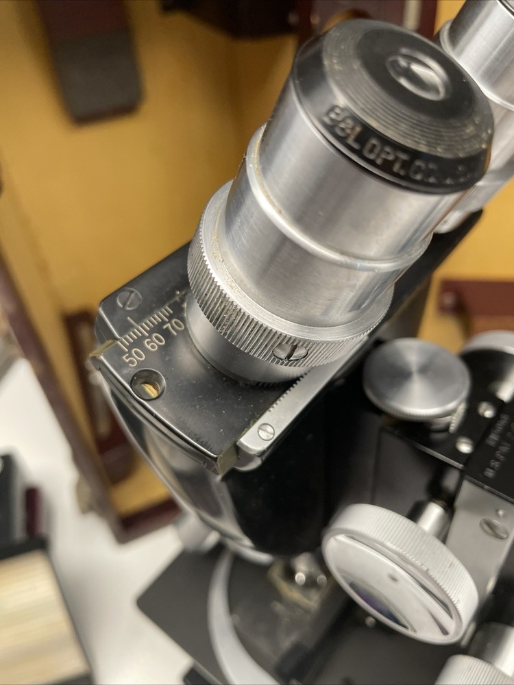 Microscope Bausch & Lomb Model Binocular Compound + case Slides Lab Equipment