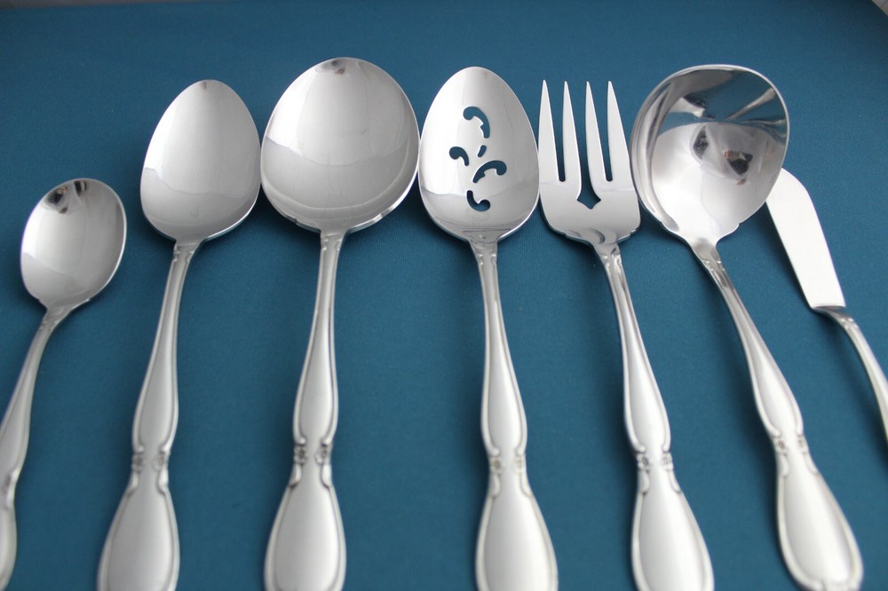 Oneida CHATELAINE Serving (7pc Set) Tablespoon Pierced Fork Casserole Community
