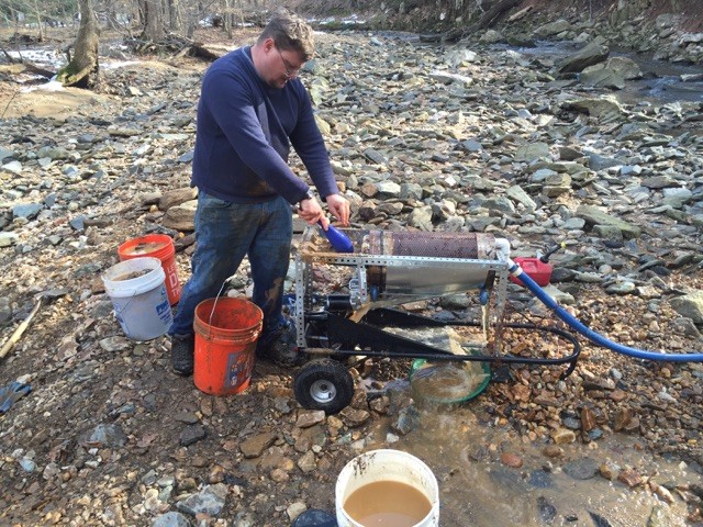 Gold Paydirt PREMIUM - 6 LBS - Unsearched Gold Panning Bag - Nuggets Pickers