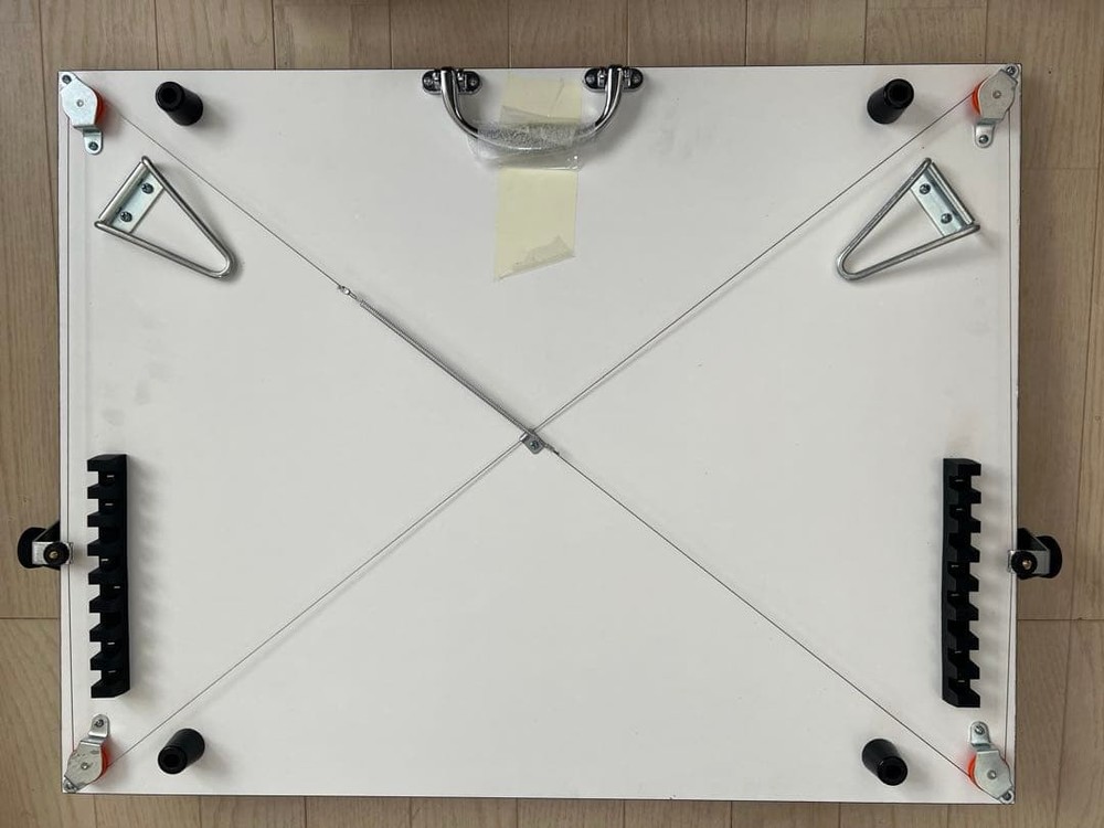 drawing board with case #8ee691