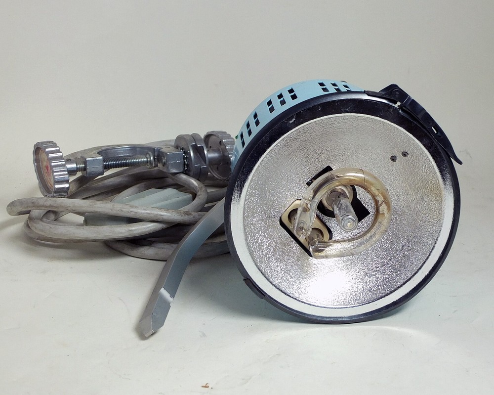 Broncolor Small Compact Mono Studio Strobe Lights Used