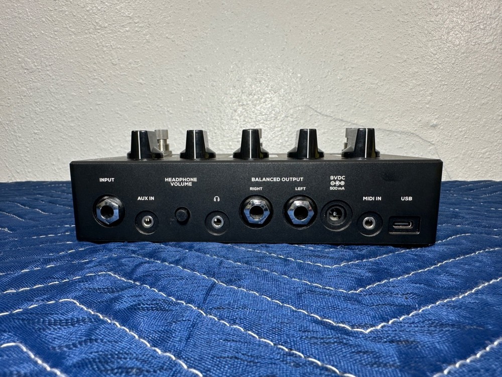 Darkglass Microtubes Infinity Distortion Compressor Bass Effect Pedal