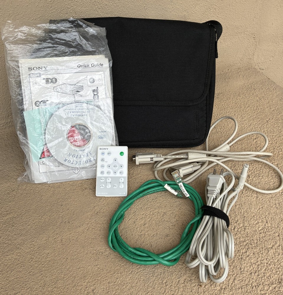 Sony VPL-CX20A 3LCD Data Projector with Case and Accessories