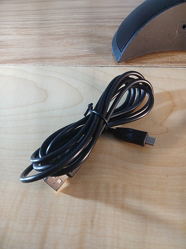 SilentCall ALARMDOCK Bluetooth Speaker by Ac Tek With Cords