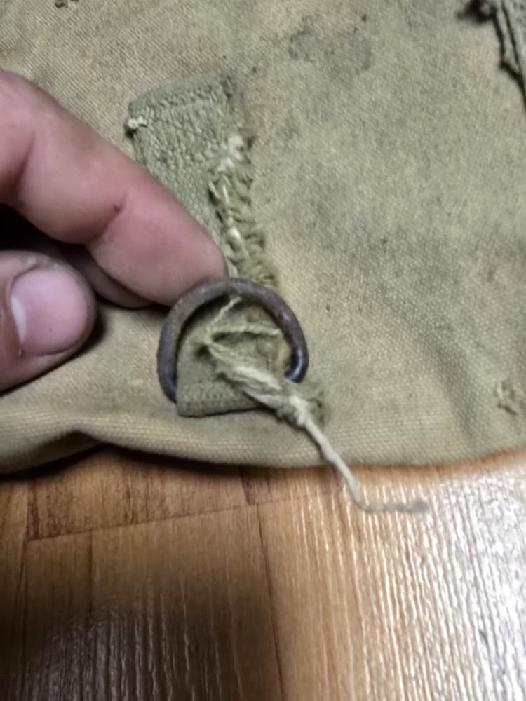 ORIGINAL WWII US ARMY SIGNAL CORP CS-90 RED, ORANGE GREEN FLAG CARRY CASE