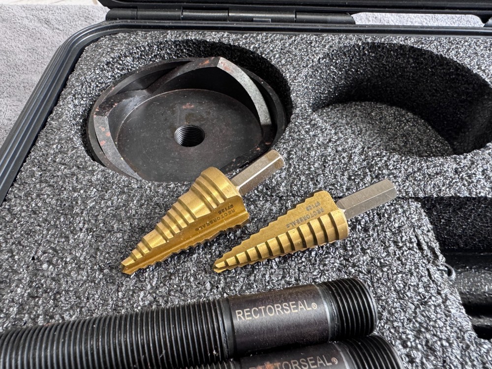 Rectorseal Punch & Die Knockout Tool Set with Drill Powered Drive Unit