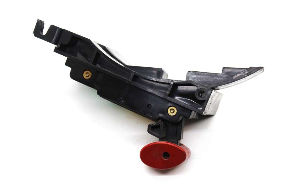 GE E9000 EVOLUTION SERIES 6" MCC FEEDER BUCKET OPERATING HANDLE (FRAMELESS)