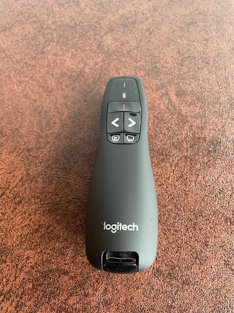 Logitech R400 Laser Pointer and Presentation Remote - Black