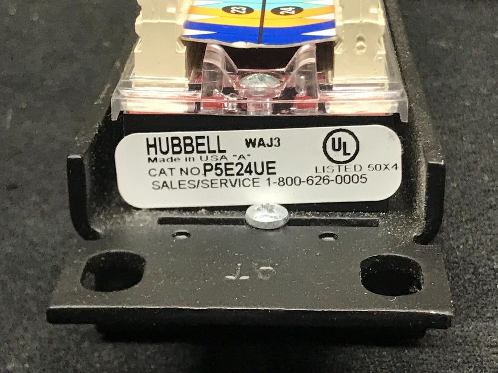 Hubbell Speedgain c5e+ 24-Port Patch Panel P5E24UE