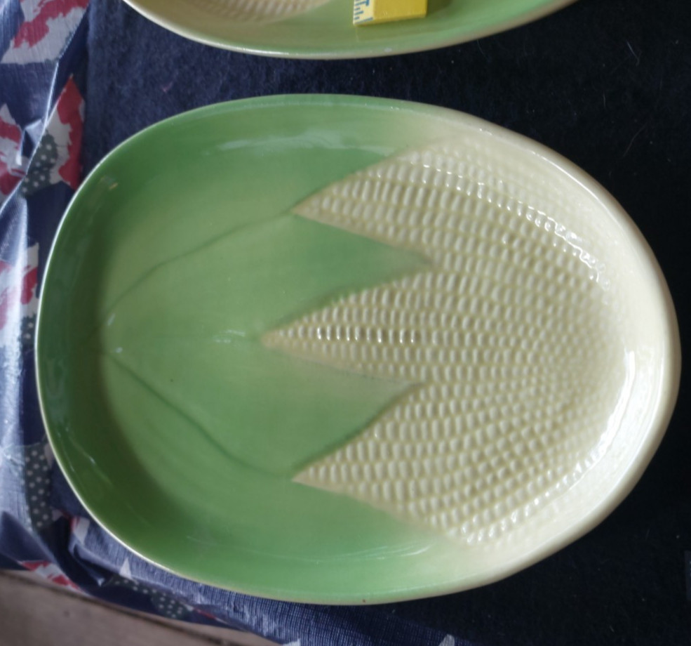 2 Terrace Ceramics Corn Pattern platters 10x8