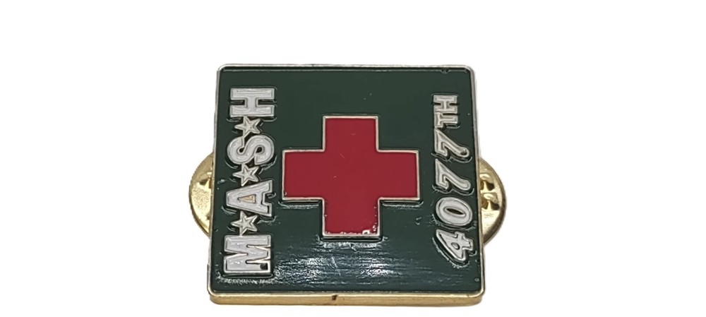 MASH 4077TH Unit 1-inch Lapel Pin P62552