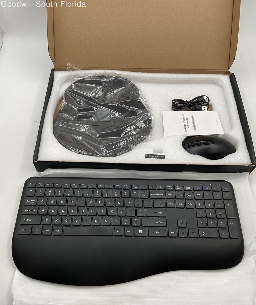 KM005 Black Portable Wireless Keyboard & Mouse Combo Open Box-Not Tested