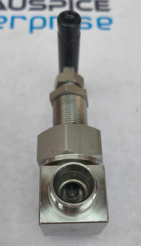 SWAGELOK SS-6DBS8 BLOWDOWN NEEDLE VALVE
