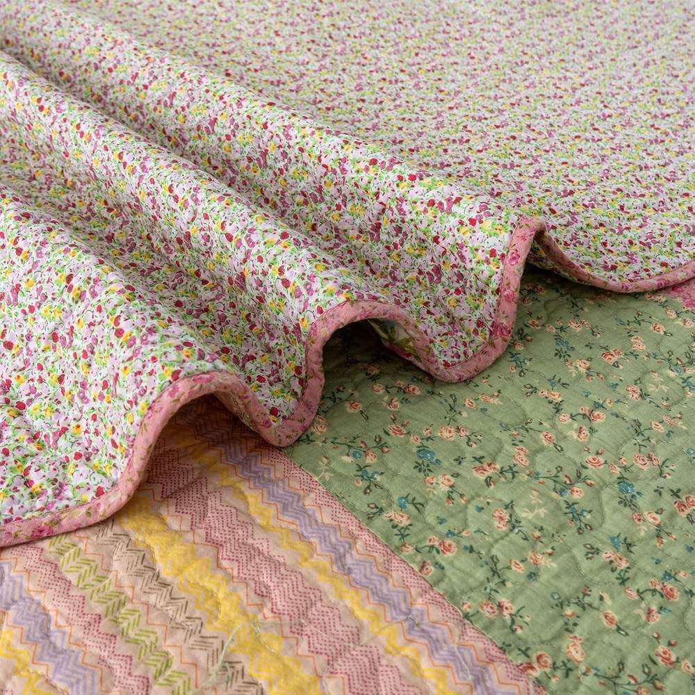 Oversized Queen Quilt Set Patchwork Bedspread 110x118 Inch 100% Cotton