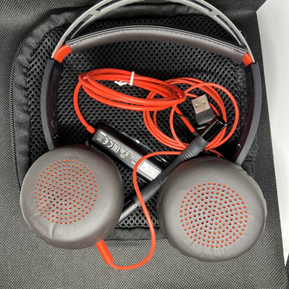 Poly Blackwire C5220 Headset With Storage Case Brand New