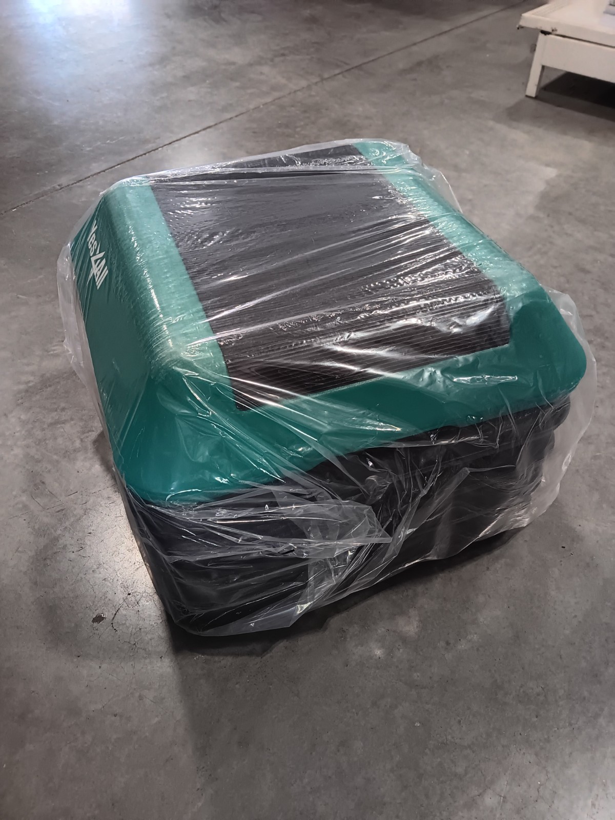 High Aerobic Step Platform & Stackable Risers - Adjustable 4"/6"/8"/10"/12"