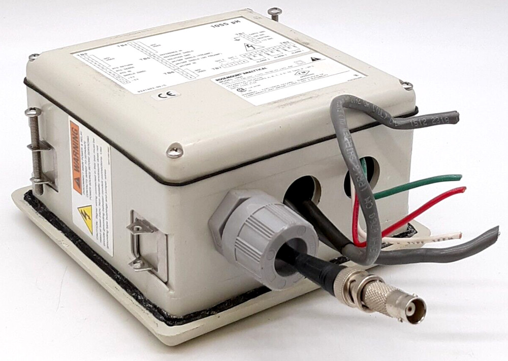 Rosemount Analytical 1055-01-10-22 Conductivity Analyzer