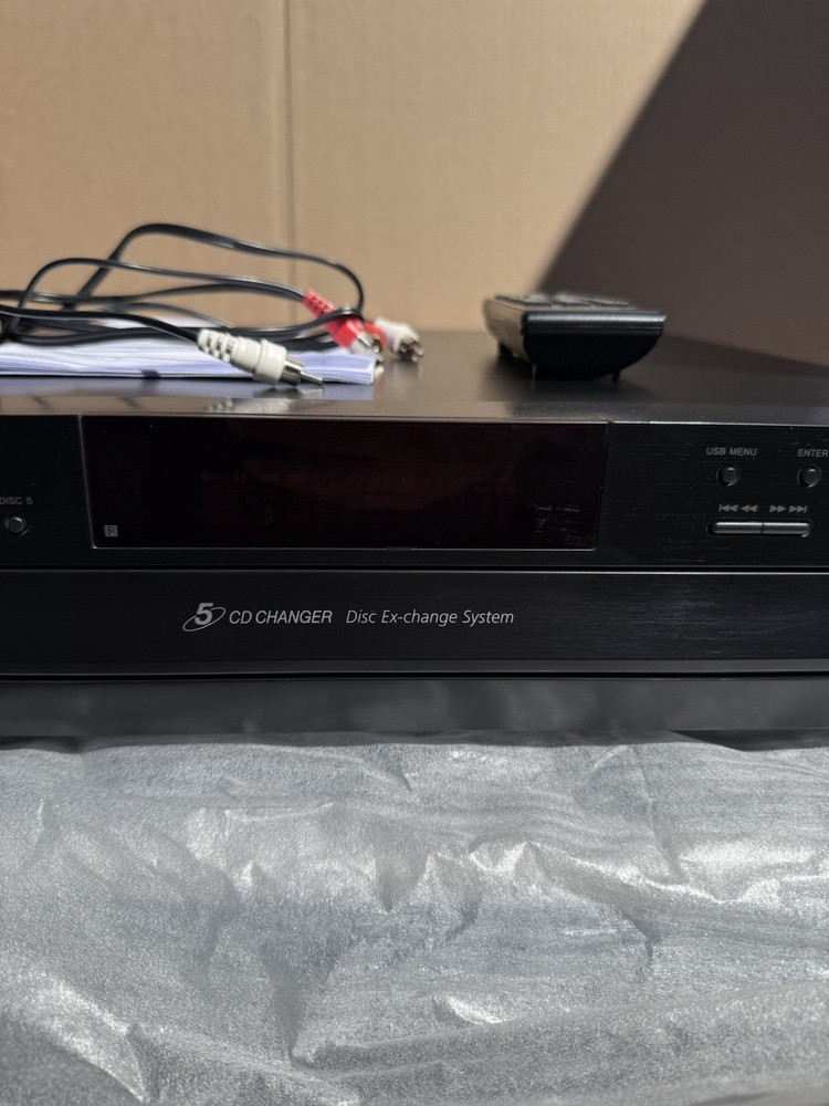 Sony CDP-CE500 5-Disc CD Changer Player USB Open Box