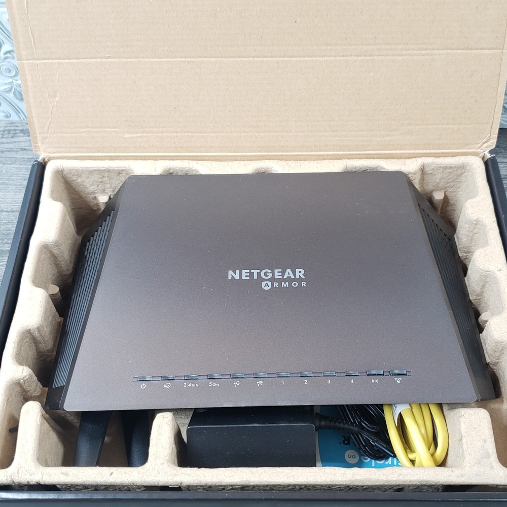 NetGear Nighthawk AC2300 Cybersecurity WiFi Router