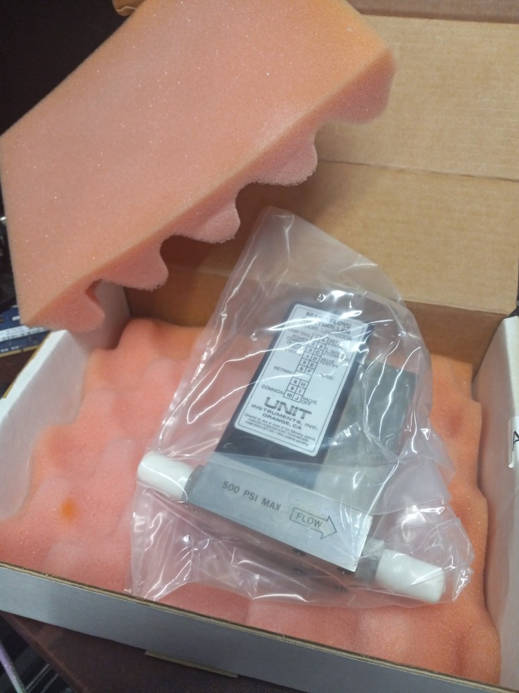Unit UFC-1200A Mass Flow Controller MFC AR 5 SLM OPEN BOX