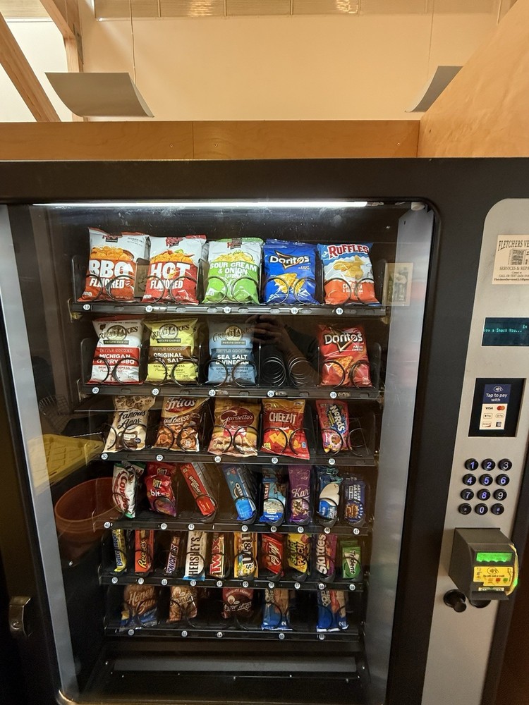 Wittern Usi Snack Vending Machine 5-wide Snack Candy Vending Machine