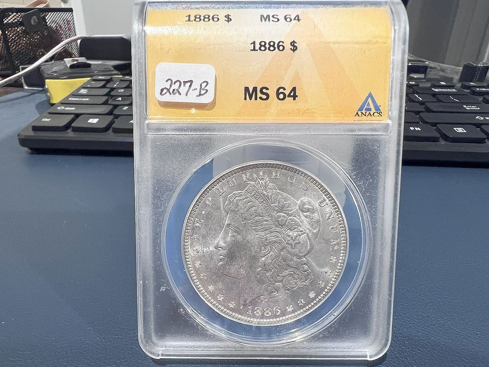 1886 $1 Morgan Dollar Anacs MS 64 (FE)