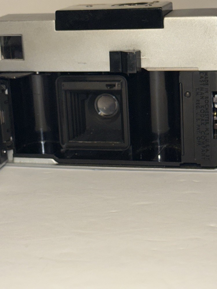 Vintage KODAK INSTAMATIC 714 - UNTESTED