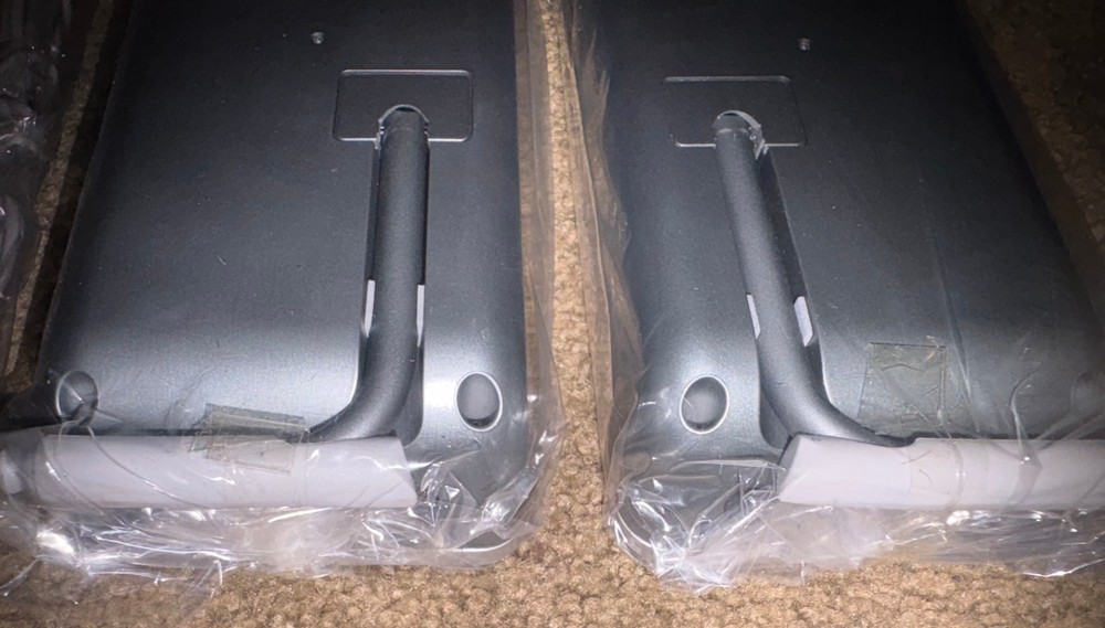 New Missing Box Logitech V20 USB Powered Notebook Laptop Speakers Case Read Desc