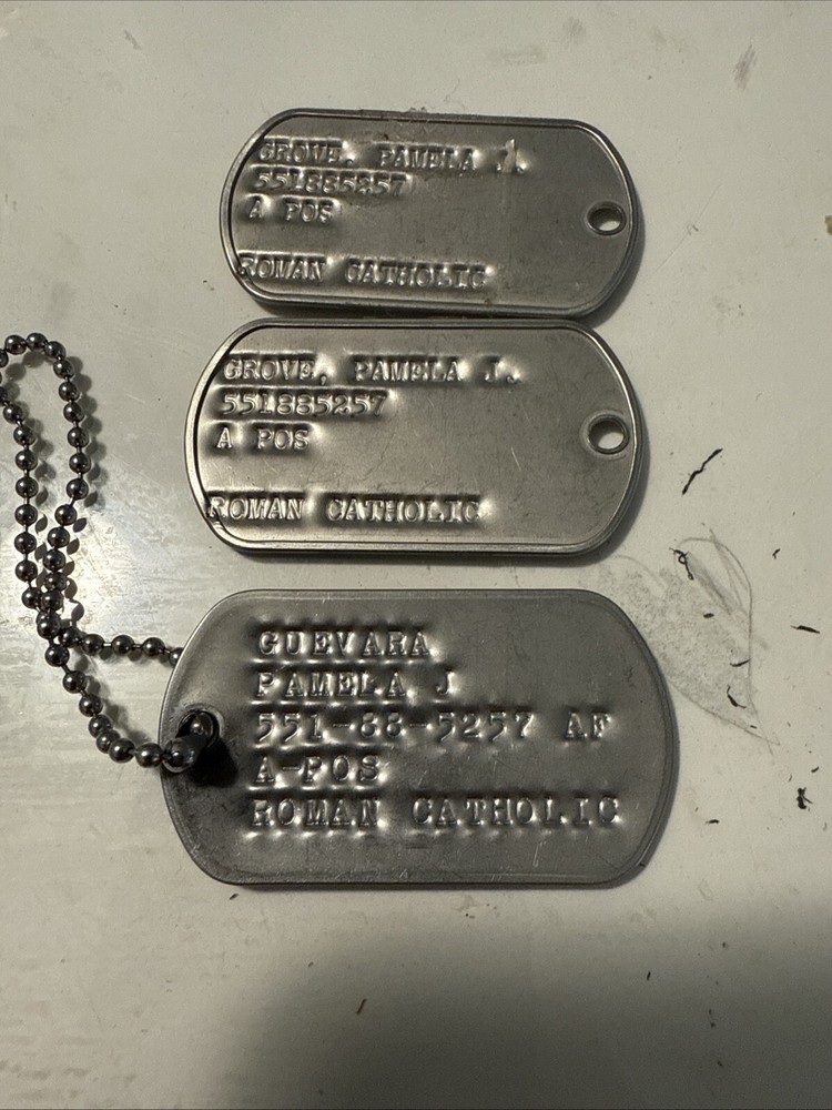 Vintage Notched Dog Tags Genuine Military Issue Stainless Steel Keychain