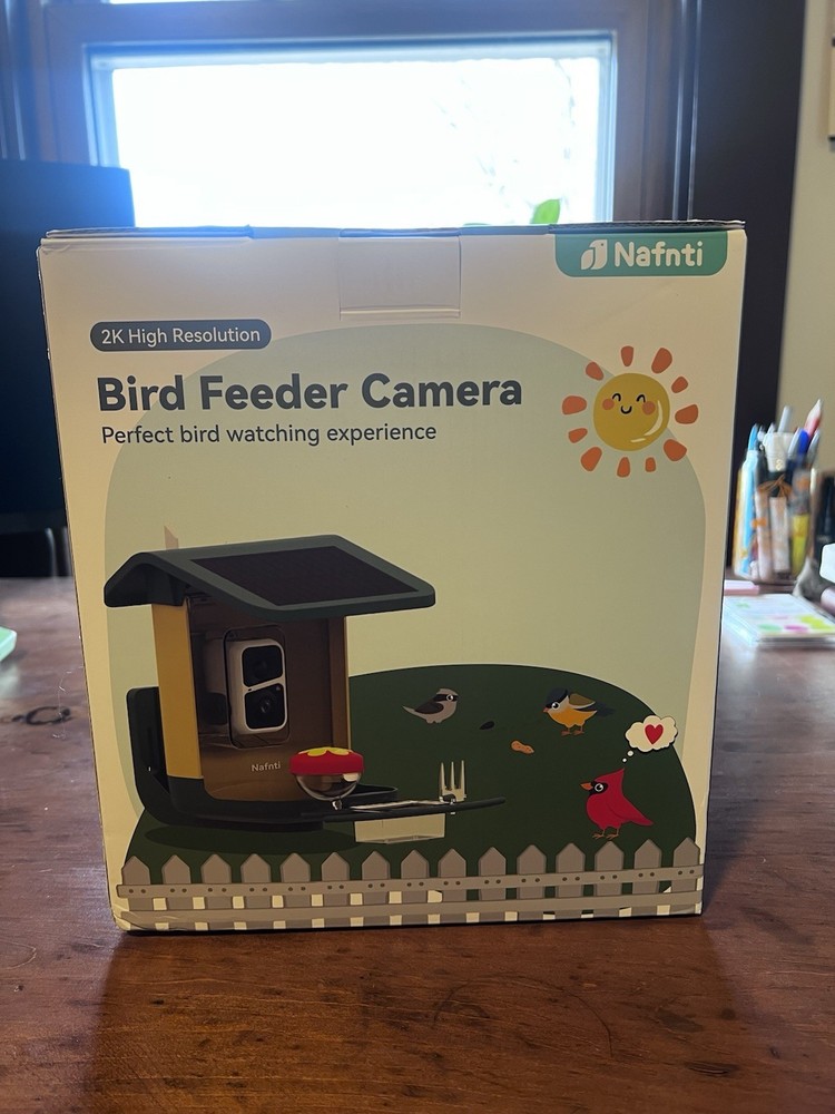 Nafnti 2K High Resolution Bird Feeder Camera with Solar Panel