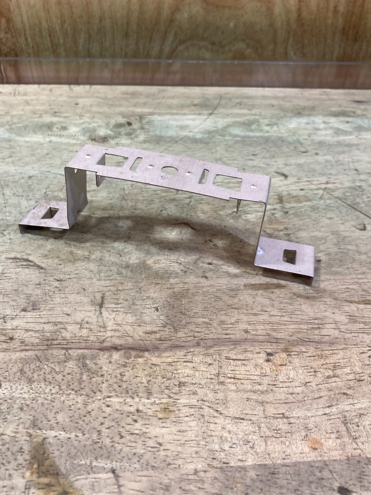 Coleman 5152 Lantern - Globe Bracket