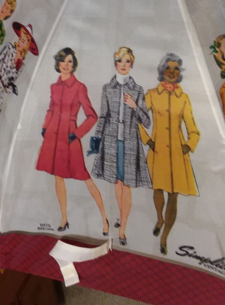 SIMPLICITY Wood Handled Full Size Rain UMBRELLA Retro 1943 Sewing Patterns