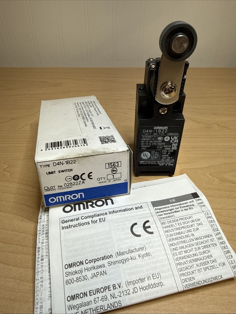 NEW! Omron D4N-1B22 Limit Switch 02822ZA