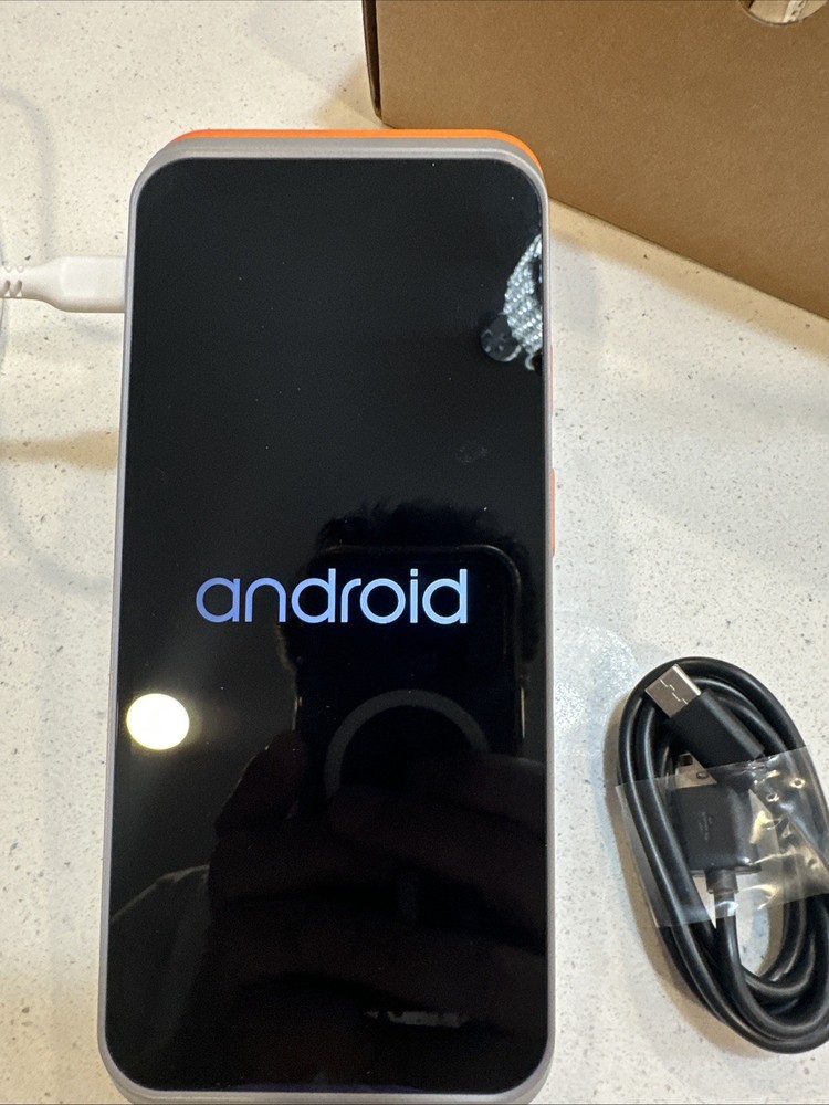 "Handheld Android POS terminal thermal printer"