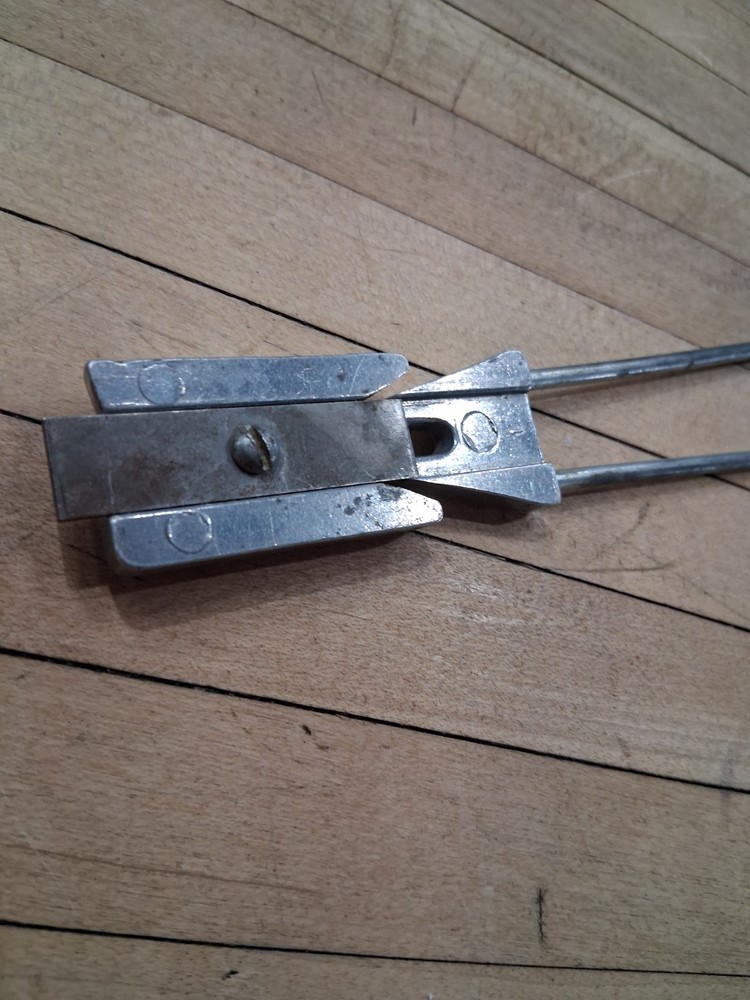 Apex Keen Edge Combination Knife And Scissors Sharpener