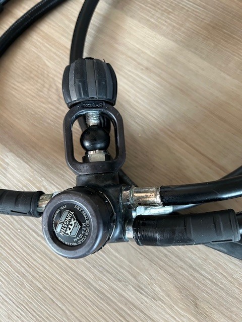 Apeks Scuba Regulator with Aqualung Dive Computer