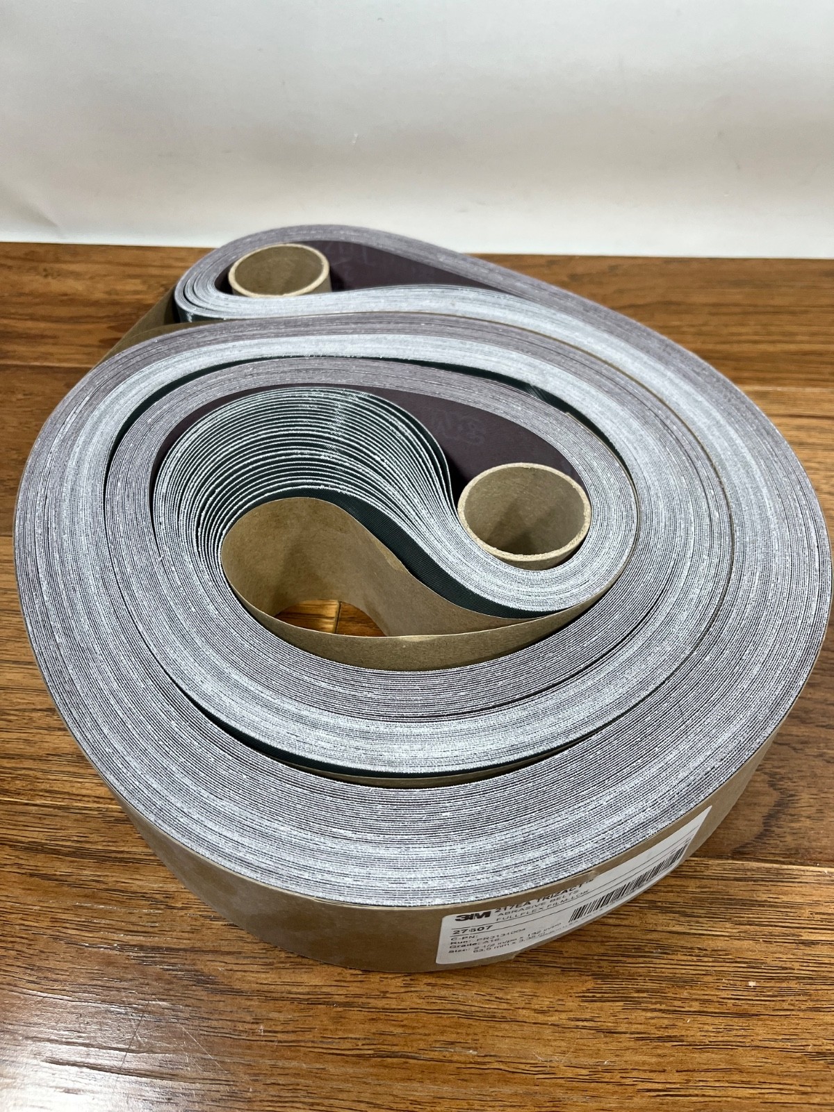 3M Trizact Cloth Belt 217EA, A16 JE-weight, 2 1/2 in x 132 in Film-lok 1200 Grit