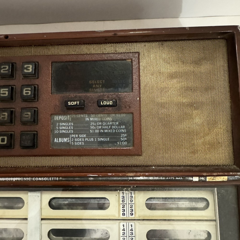 Vintage Seeburg Jukebox Untested