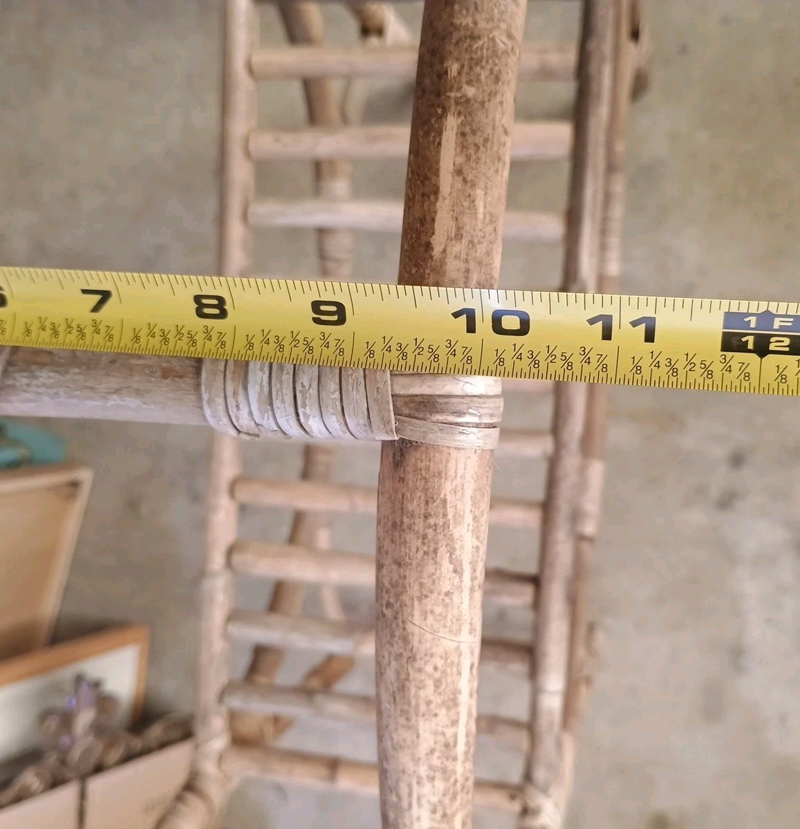 Vtg Mid Century Bamboo Shelf Unit Freestanding Circular Bookcase Etagere 35"x23"